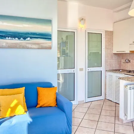 Apartment Il Geranio Sant'elmo - *